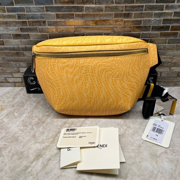 FENDI x Sarah Coleman FF Vertigo Coated Canvas Belt Bag - Picture 4 of 13